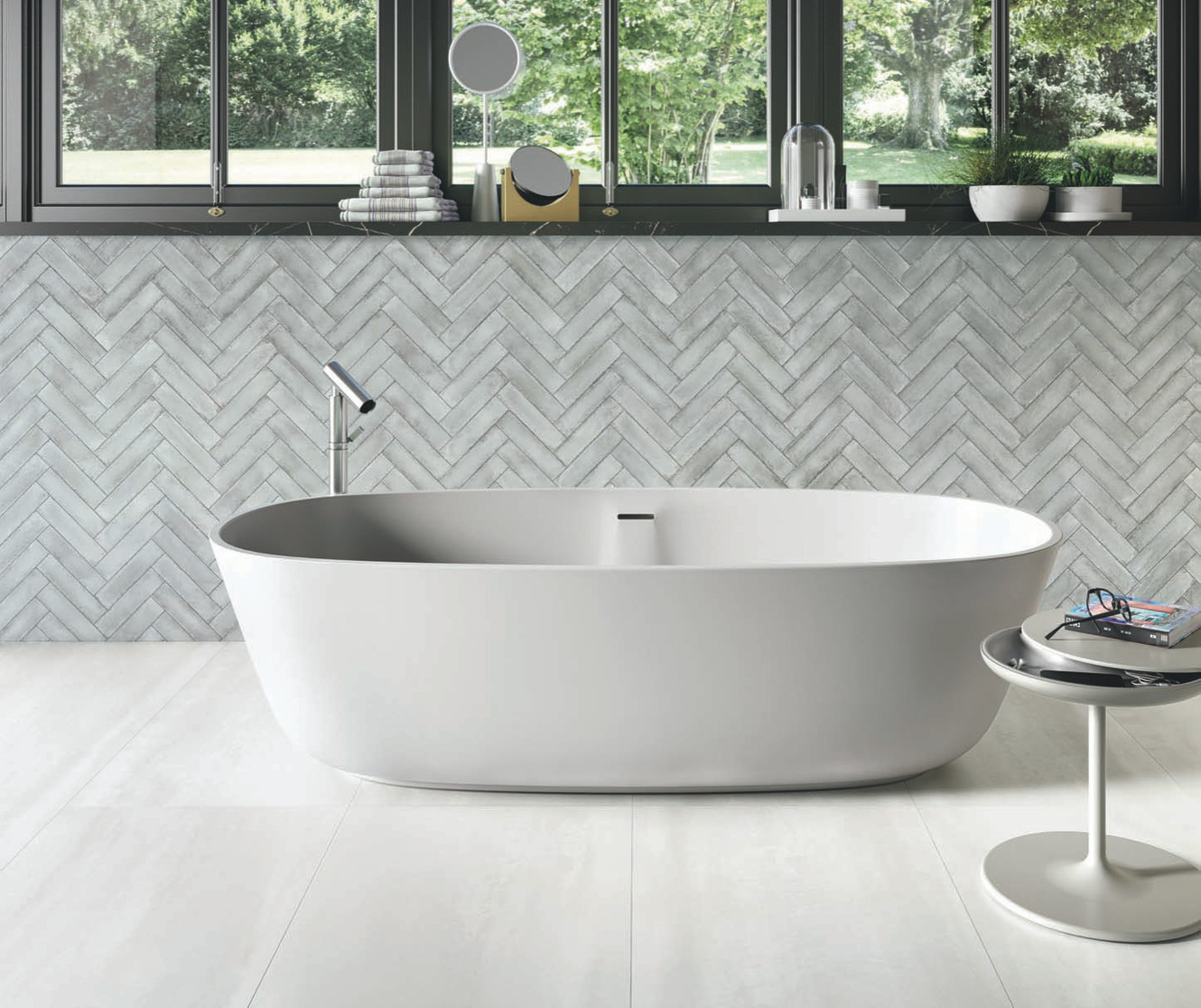 Chalmers Light 24x47 and Metalbrick Silver Lux 2x9