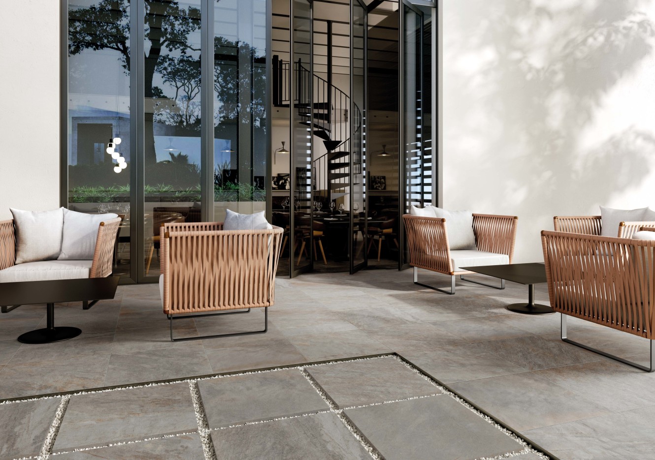 Frontier20 Silver Quartz 24x24